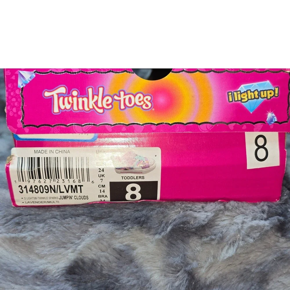 NWB Skechers Twinkle Toes Light Up Unicorn Rainbow Sneakers Toddler Girls Size 8